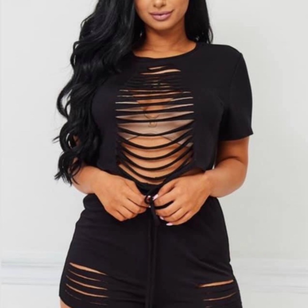 Blk 2 piece ripped short set